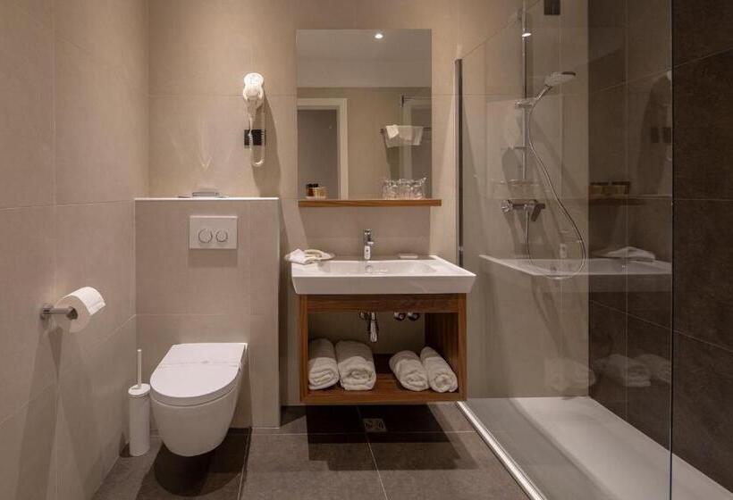 غرفة قياسية, Corona B&b