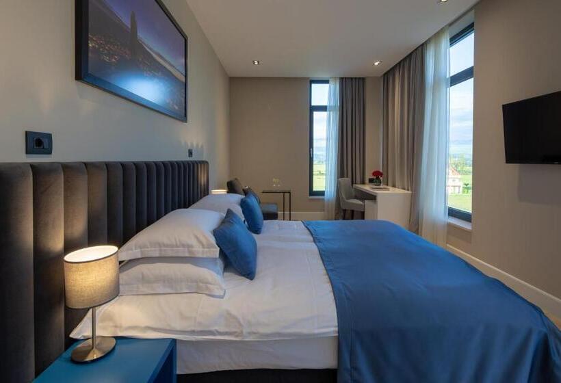 غرفة قياسية, Corona B&b