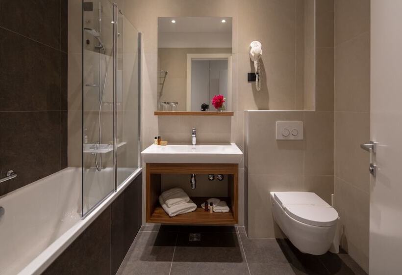 غرفة قياسية, Corona B&b