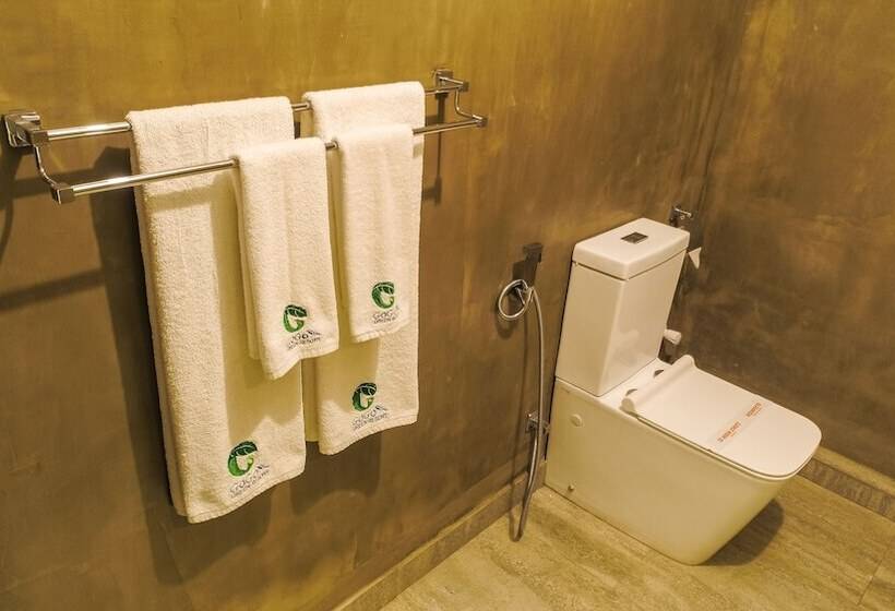 Deluxe Room, Go Go Green Resort