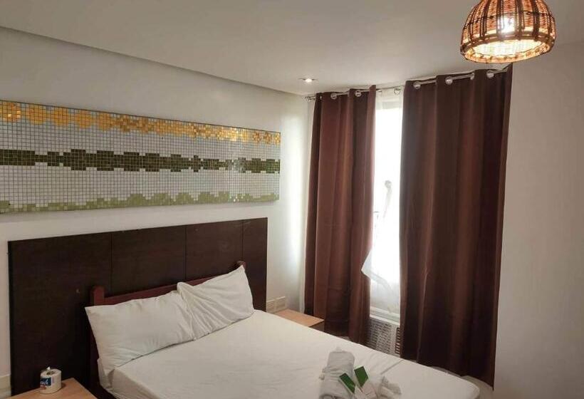 اتاق اکونومی, Rupert A Baler