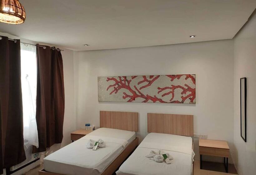 اتاق اکونومی, Rupert A Baler