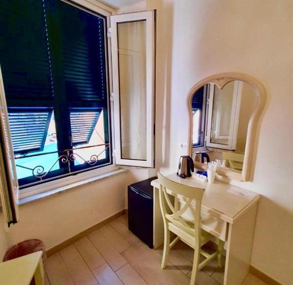 패밀리 룸, Affittacamere Sull'arco