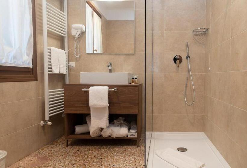 اتاق سوپریور, Palazzo Scamozzi