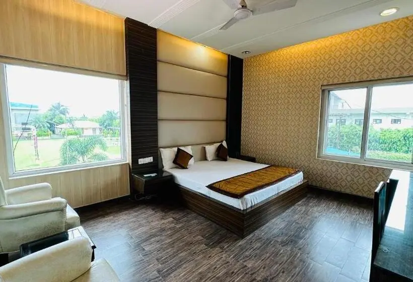 Deluxe-huone, Riya Palace By Amazone Holidays