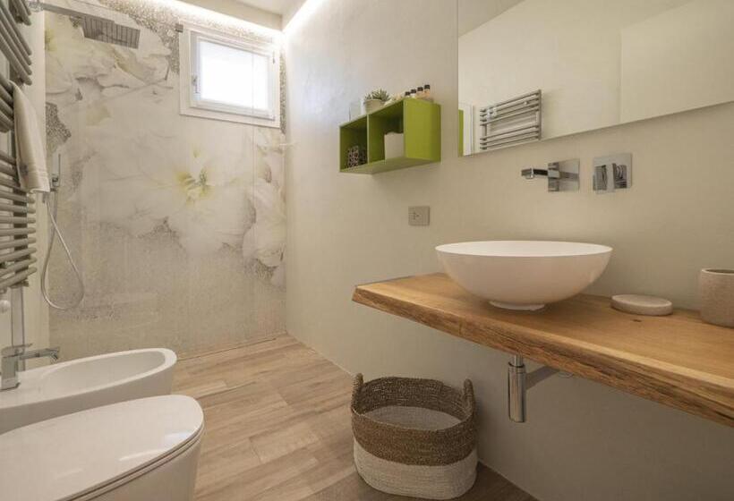 Студия Стандарт, Agriturismo Terre Degli Angeli