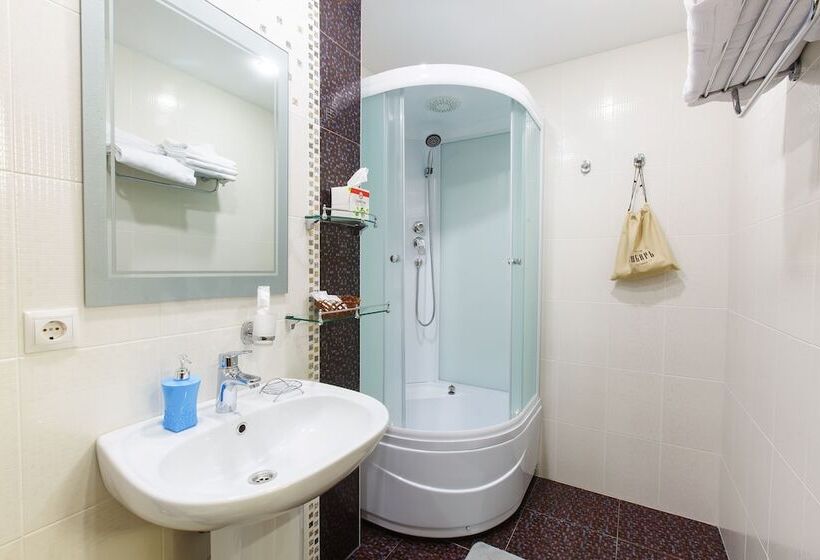 اتاق راحتی سه تخته, Siberia