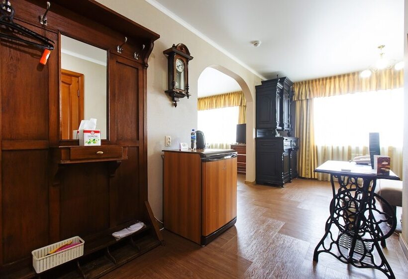 اتاق راحتی سه تخته, Siberia