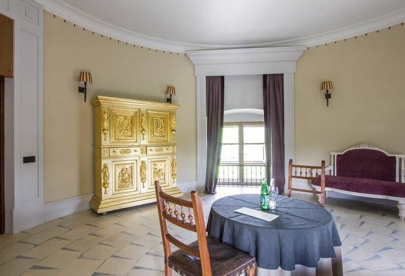 スーペリアールーム, Zamok Bip