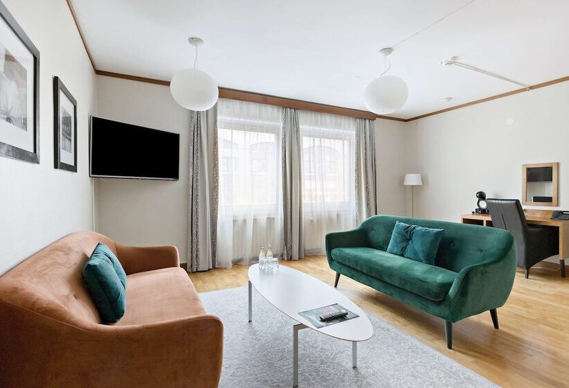 Номер бизнес-класса, Best Western Plaza
