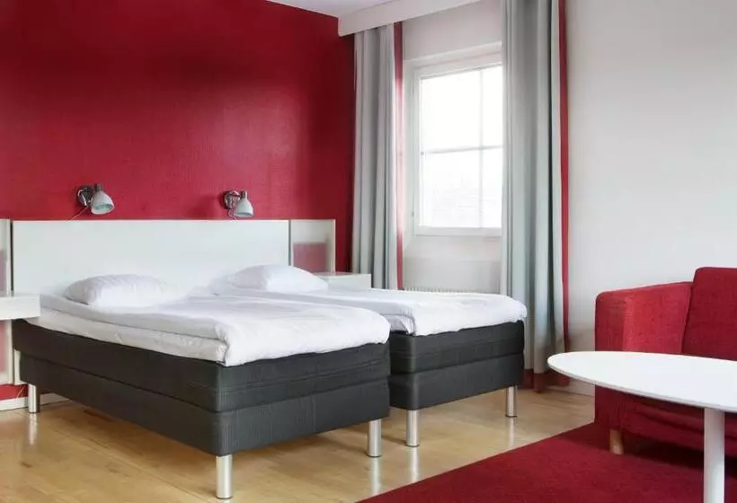 اتاق اجرایی, Comfort Hotel Arctic