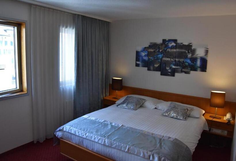 חדר סופריור, Hôtel Des Trois Rois