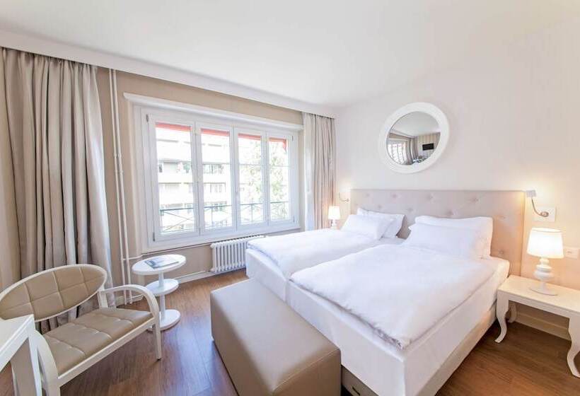 Standardzimmer, Geneva By Fassbind