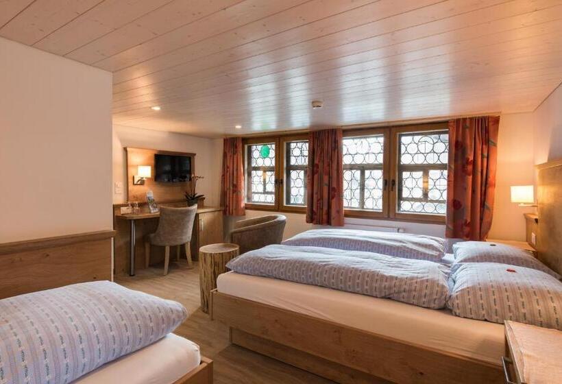 Standard Triple Room, Restaurant Hirschen