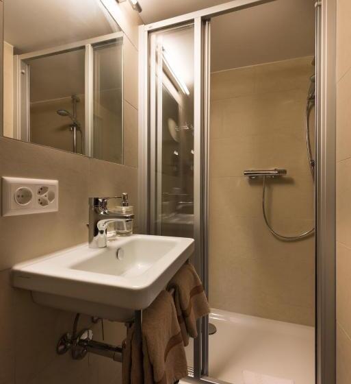 Standard Room, Restaurant Hirschen