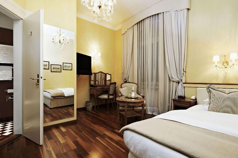 اتاق استاندارد یک نفره, Europe