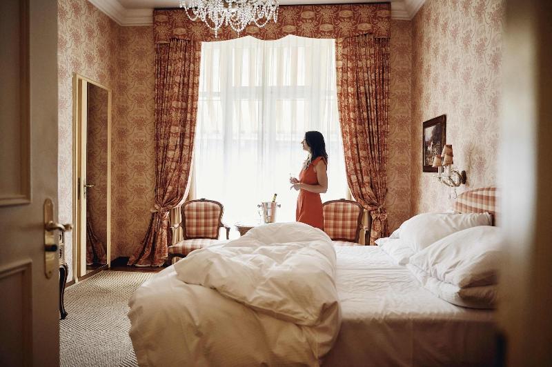 اتاق سوپریور, Europe