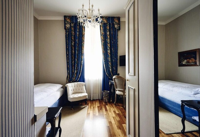 اتاق استاندارد یک نفره, Europe