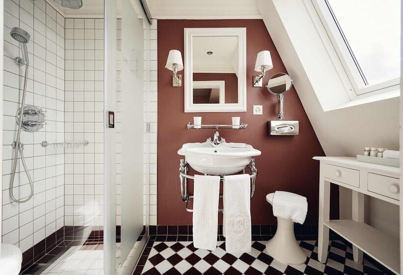 اتاق استاندارد, Europe