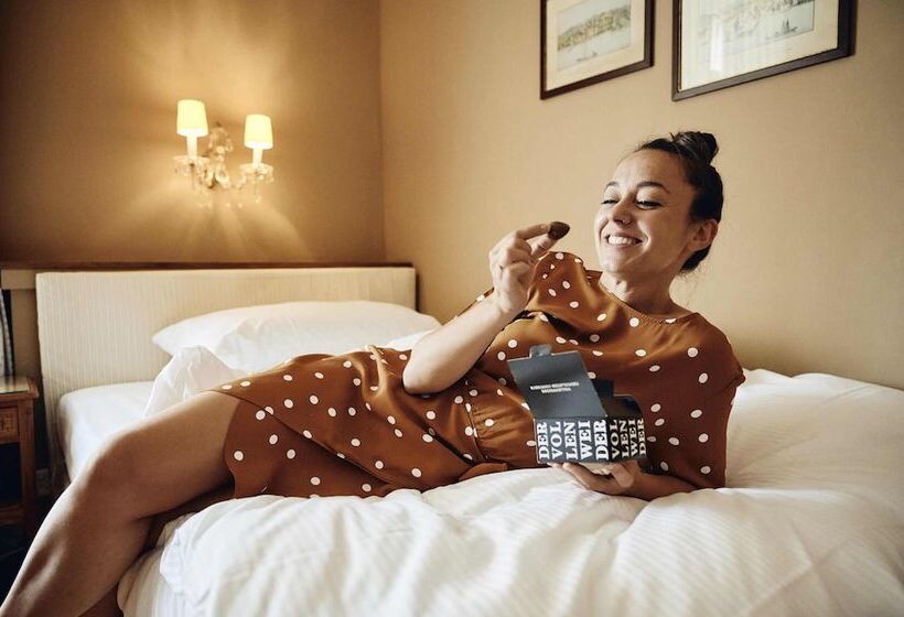 اتاق سوپریور یک تخته, Europe