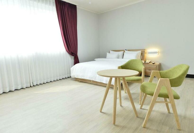 Quarto Deluxe, Gwangju Tourist