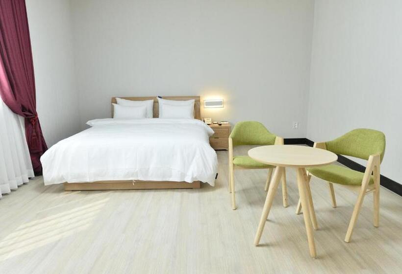 Quarto Deluxe, Gwangju Tourist
