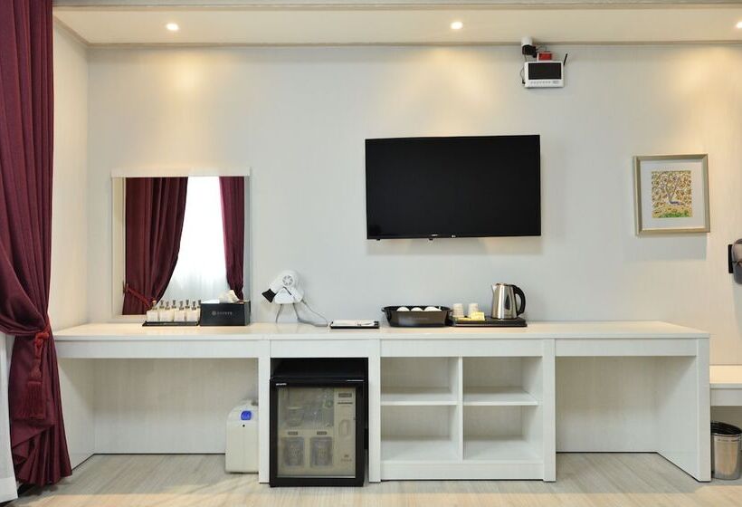 Quarto Deluxe, Gwangju Tourist