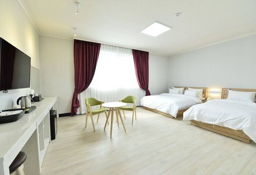 Quarto Deluxe, Gwangju Tourist