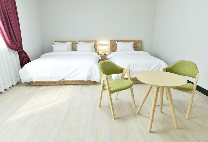Quarto Deluxe, Gwangju Tourist