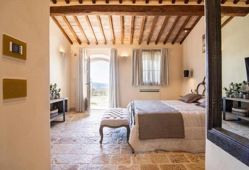 コンフォートルーム, Capanna Suites