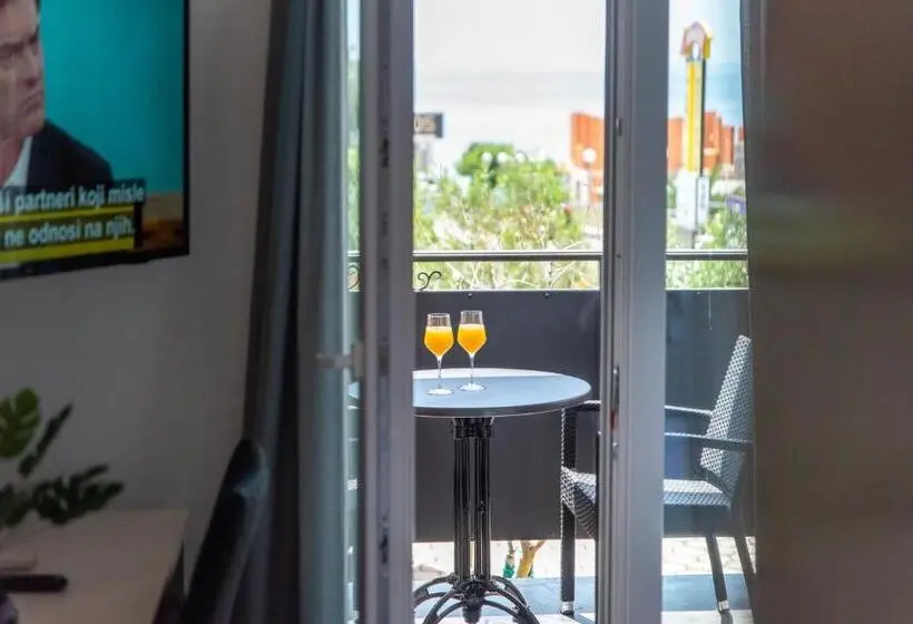 Standard-huone Parveke, Apartments Amigos