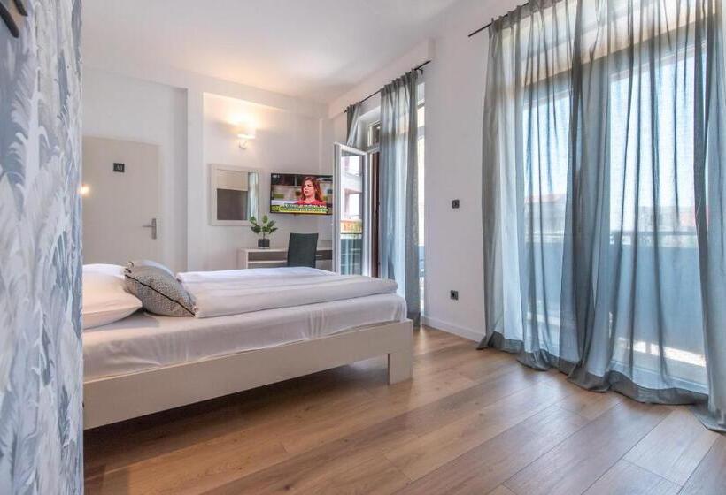 Номер Стандарт с Балконом, Apartments Amigos