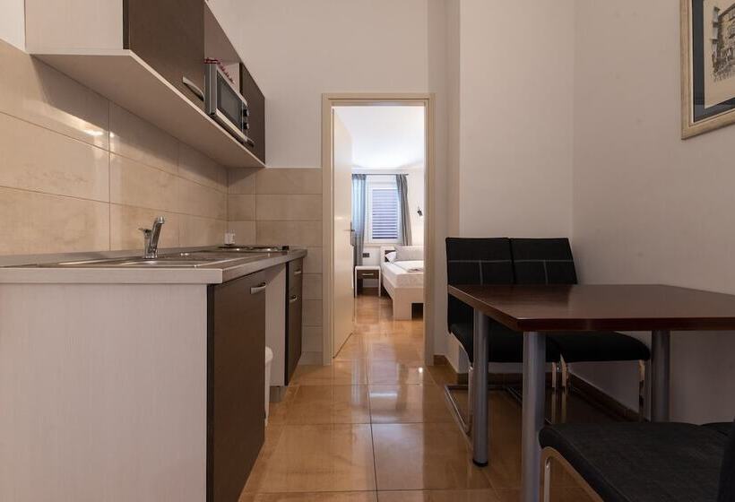 침실 2개 바다 전망 아파트, Apartments Amigos