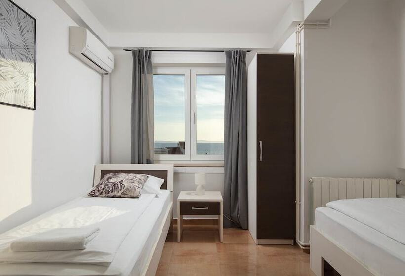 Апартаменты 2 Спальни Вид на Море, Apartments Amigos