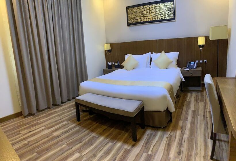 کلبه ییلاقی, Belad Bont Resort