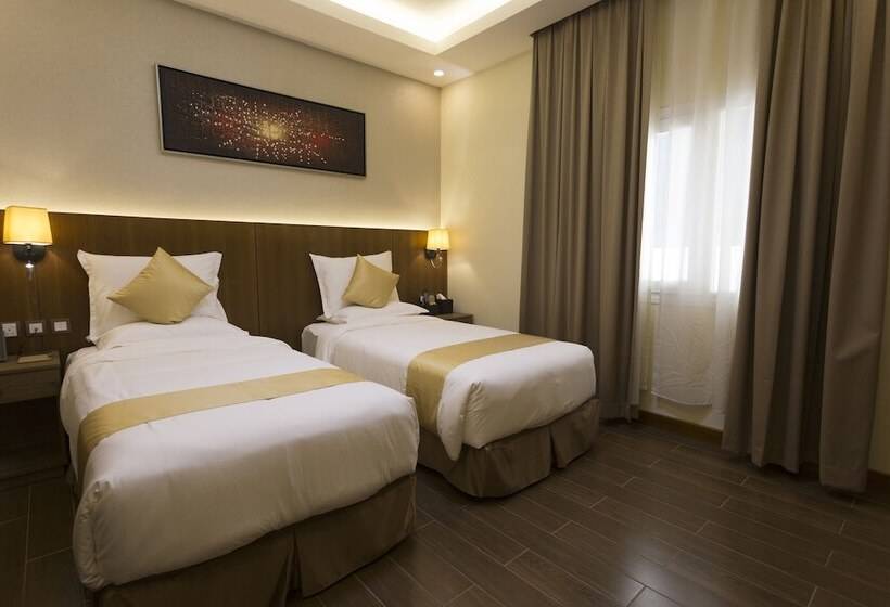 کلبه ییلاقی, Belad Bont Resort