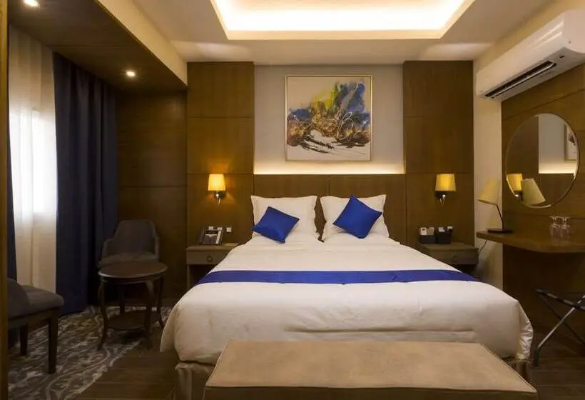اتاق سوپریور, Belad Bont Resort