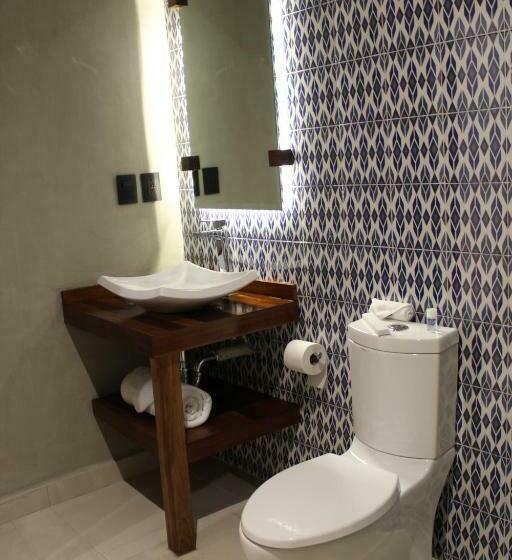 اتاق لوکس با تخت بزرگ, Diana