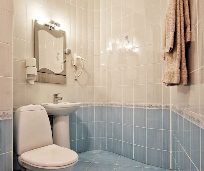 غرفة قياسية فردية, Donjon