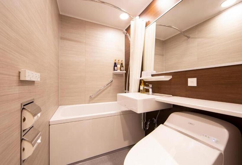 Номер Стандарт, Karaksa Hotel Grande Shin Osaka Tower