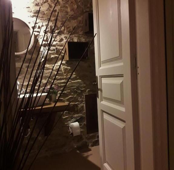 Семейный Номер Superior, Paradosiako Saratsi   Traditional Guest House