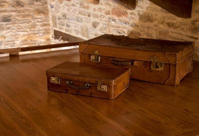 Семейный Номер Superior, Paradosiako Saratsi   Traditional Guest House