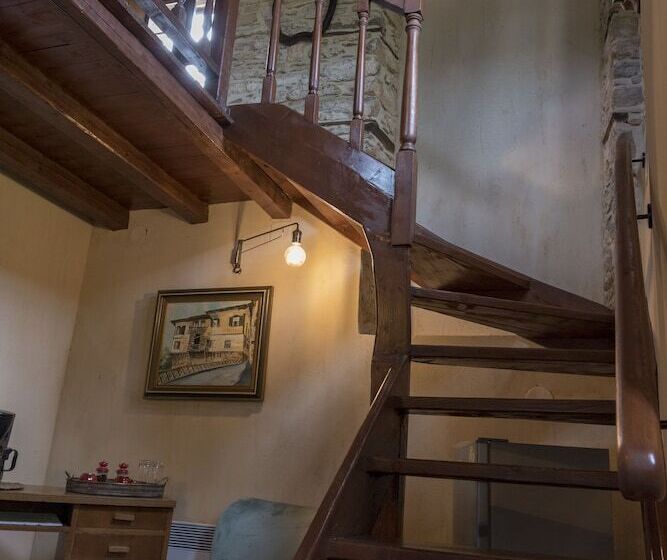 Номер Дюплекс, Paradosiako Saratsi   Traditional Guest House