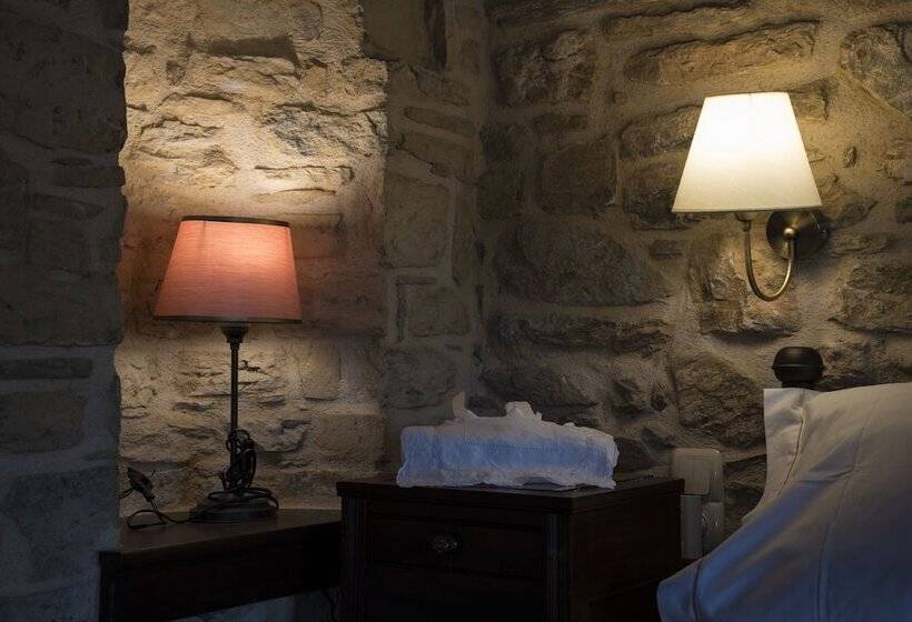 Номер Дюплекс, Paradosiako Saratsi   Traditional Guest House