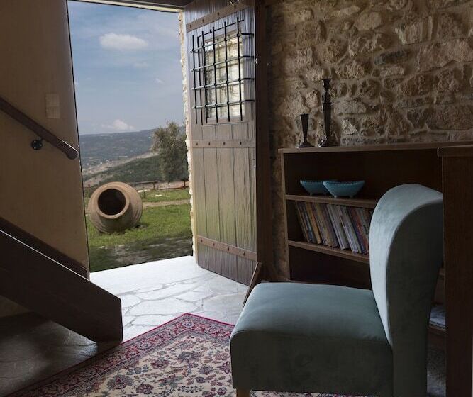 Номер Дюплекс, Paradosiako Saratsi   Traditional Guest House