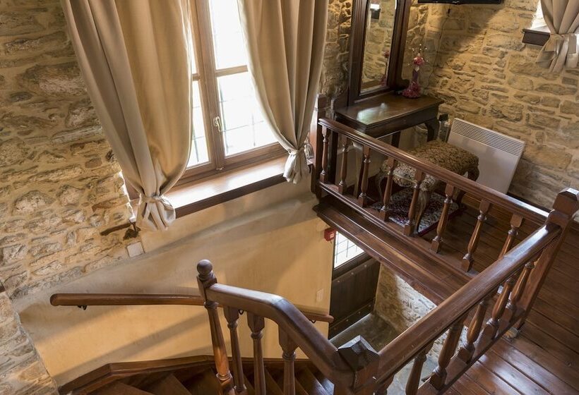 Номер Дюплекс, Paradosiako Saratsi   Traditional Guest House