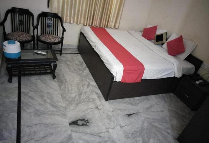 デラックスルーム, Tiger Regency Resort