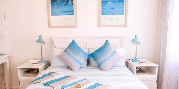 חדר משפחתי, On The Bay