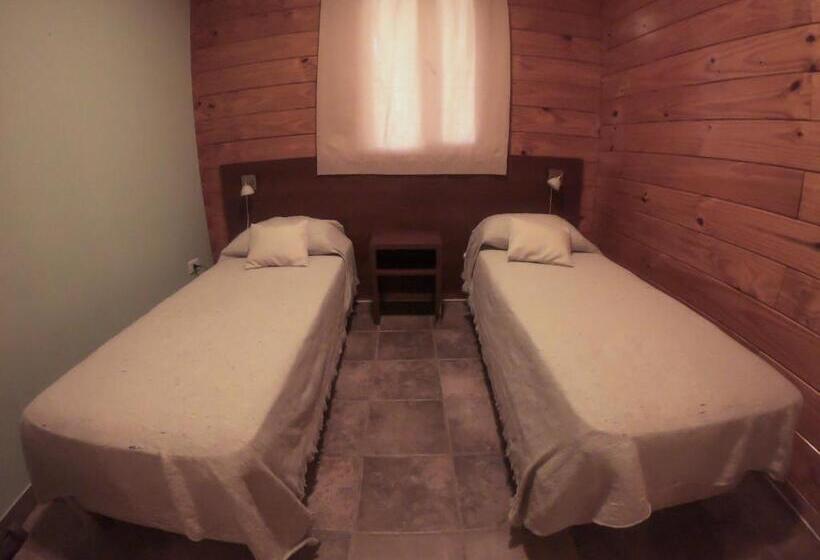 غرفة قياسية, Folk Suites