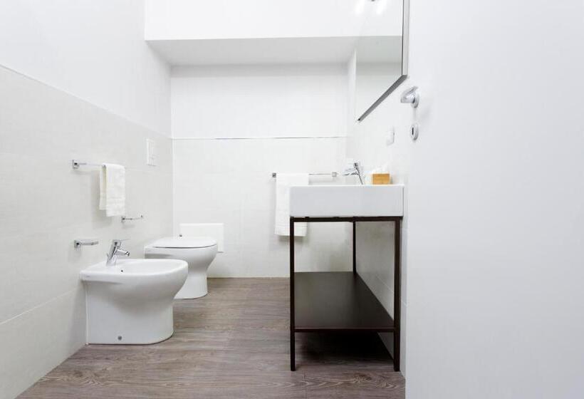 חדר סטנדרט, Minimal Rooms